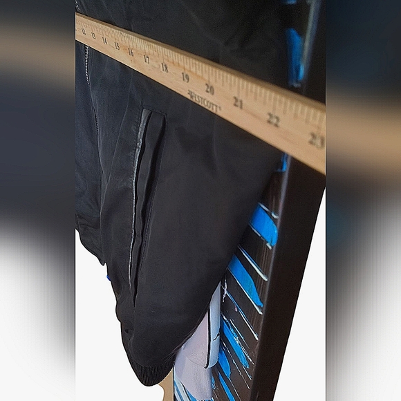 Brett Johnson Mixed Media Bomber Jacket size Large - Picture 15 of 16